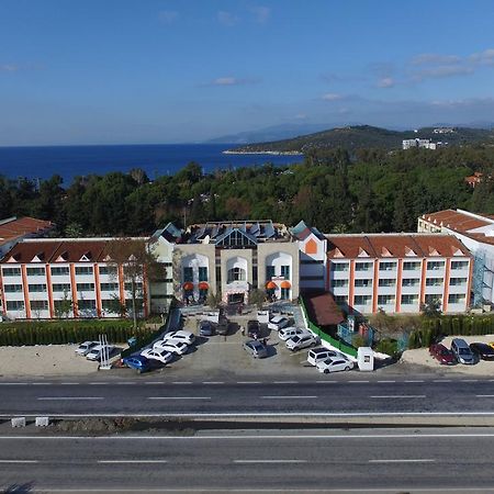 La Santa Maria Hotel คูซาดาซี ภายนอก รูปภาพ