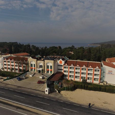 La Santa Maria Hotel คูซาดาซี ภายนอก รูปภาพ