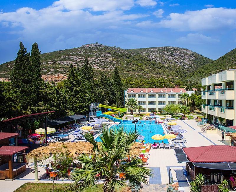 La Santa Maria Hotel คูซาดาซี ภายนอก รูปภาพ