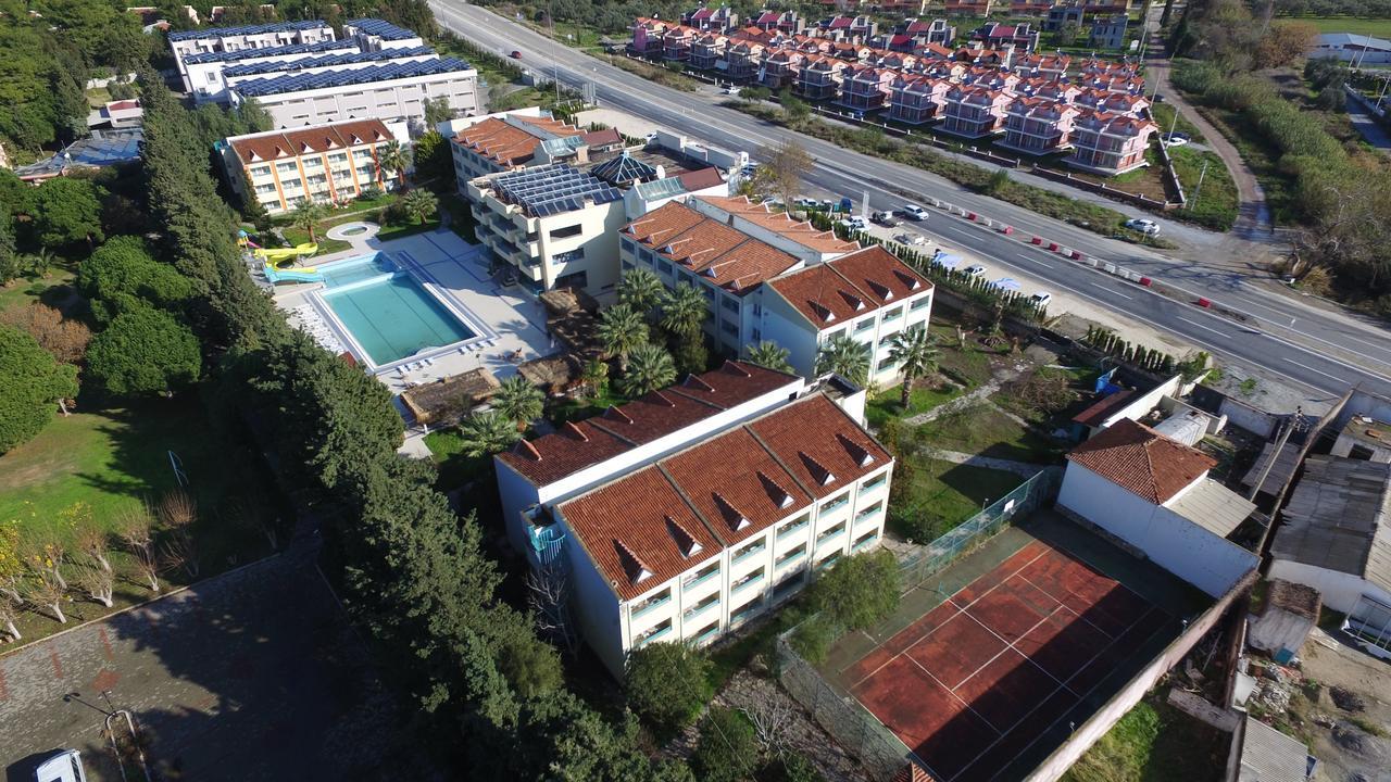 La Santa Maria Hotel คูซาดาซี ภายนอก รูปภาพ