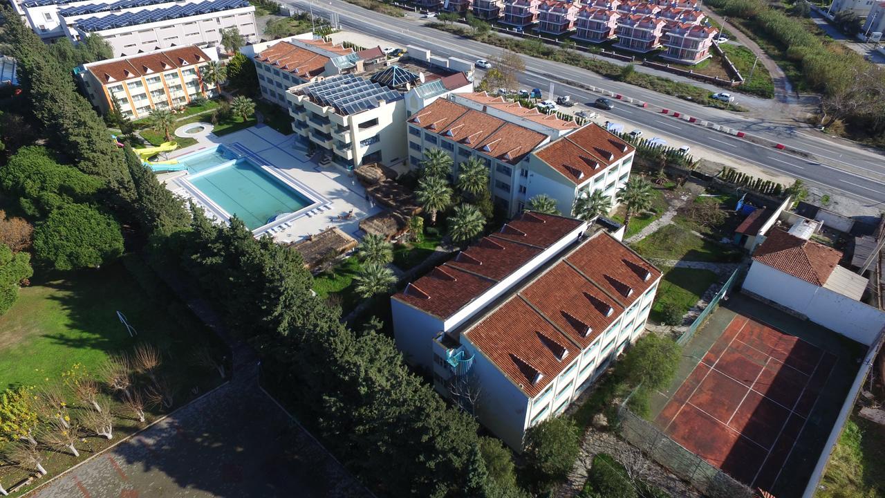La Santa Maria Hotel คูซาดาซี ภายนอก รูปภาพ