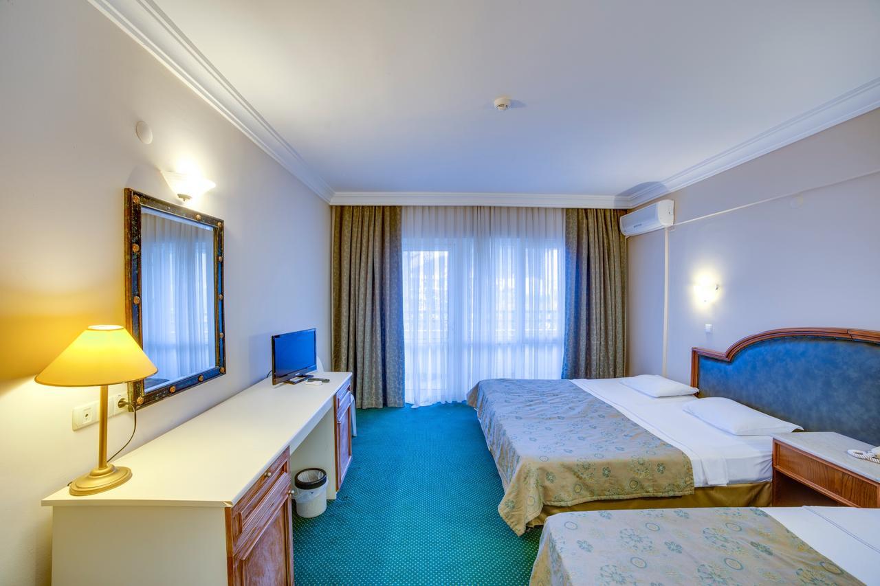 La Santa Maria Hotel คูซาดาซี ภายนอก รูปภาพ