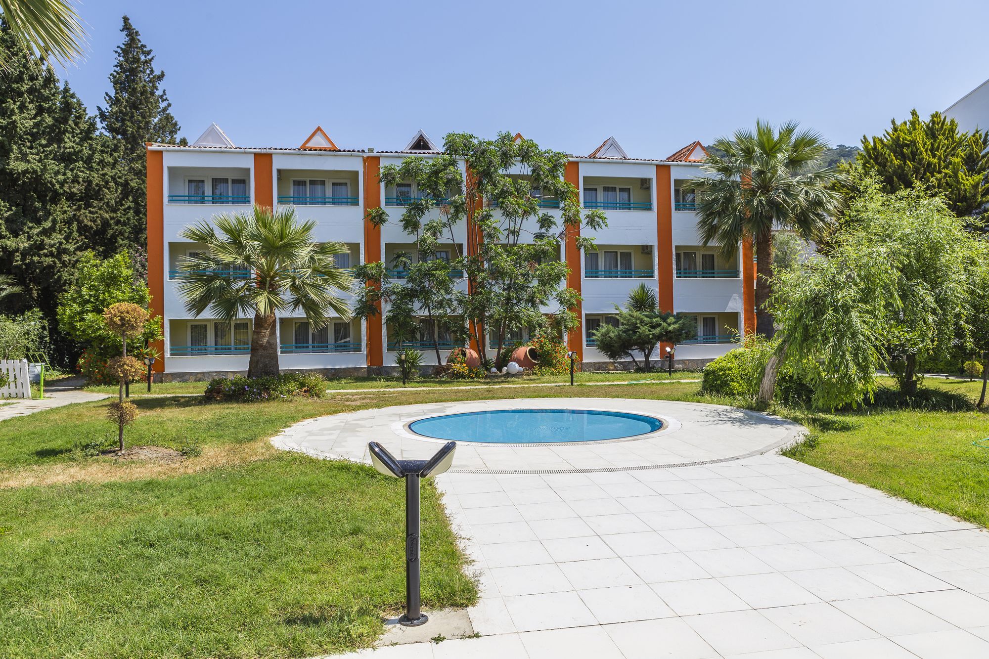 La Santa Maria Hotel คูซาดาซี ภายนอก รูปภาพ